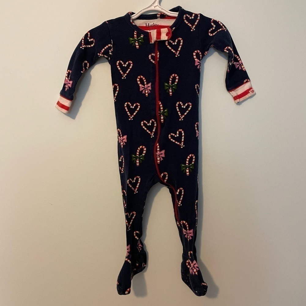 Hatley Holiday Candy Cane Sleeper 6-9 Months